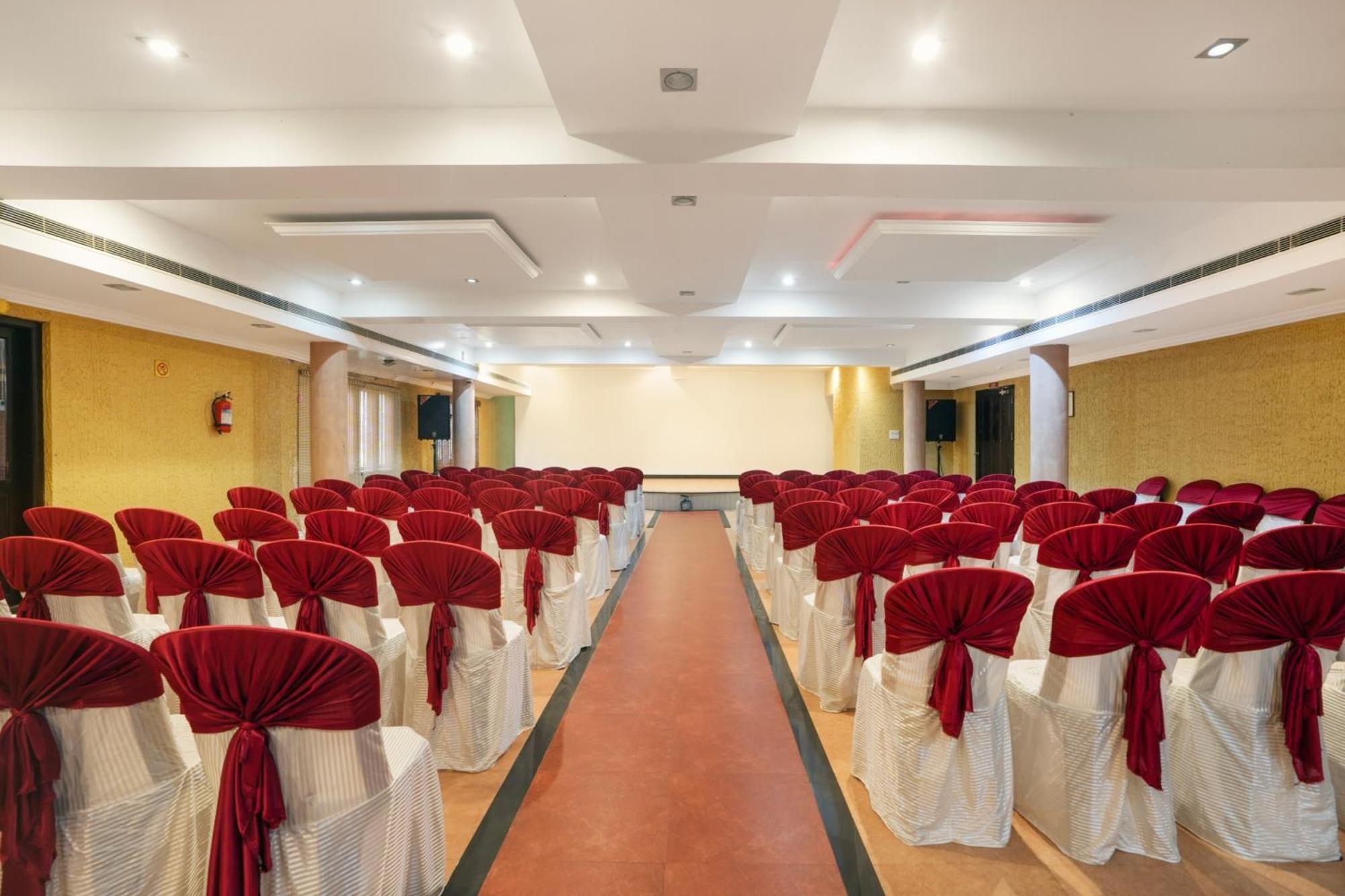 Palette Resorts- Tapovan Green County Thattakād Εξωτερικό φωτογραφία